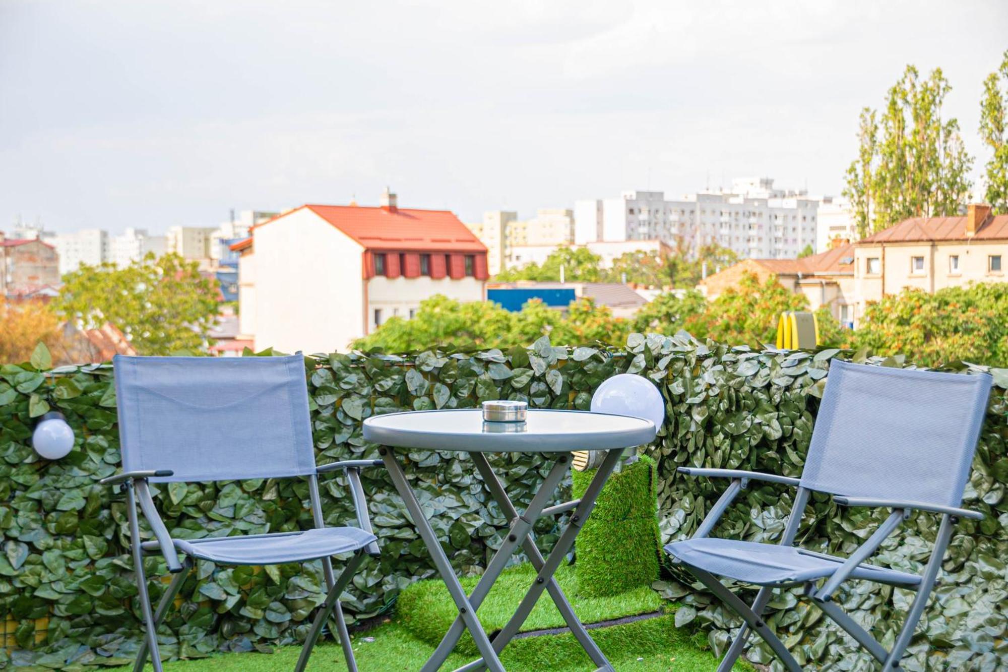 Occidental Wise Transit Hotel Bucharest Exterior photo